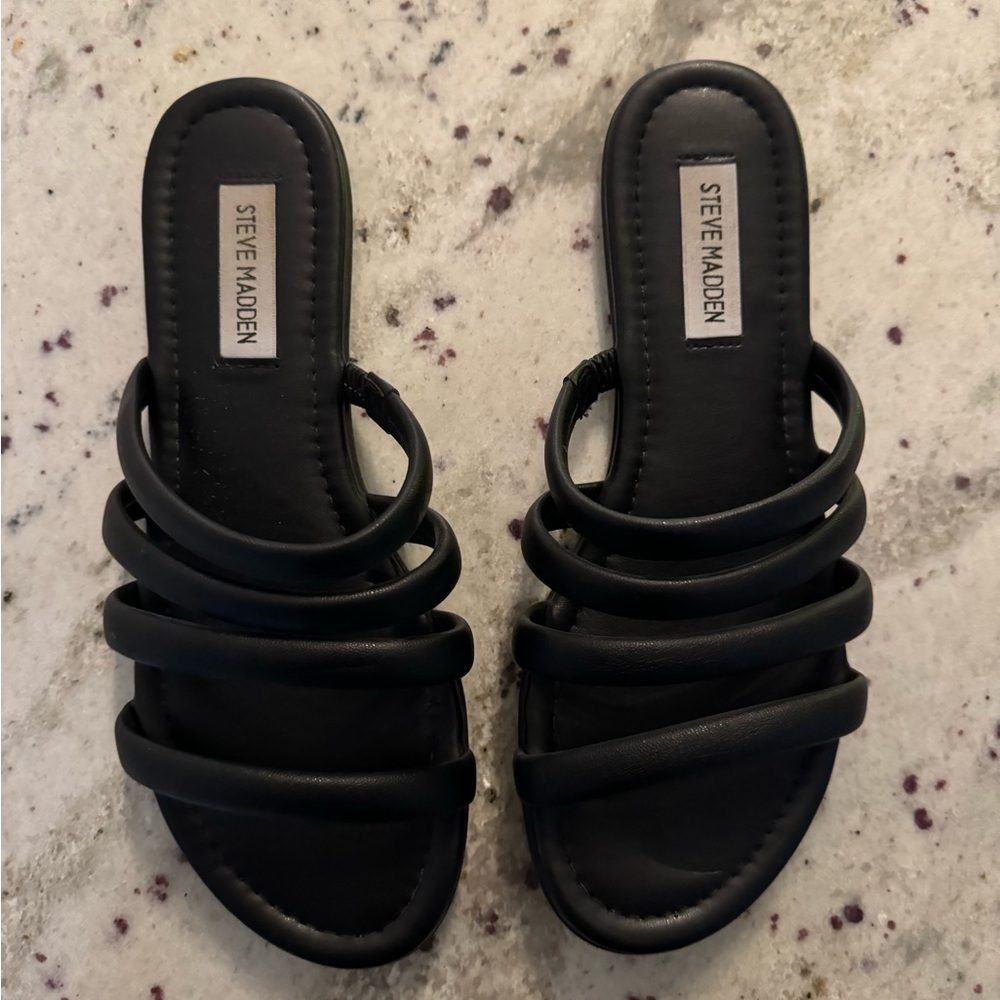 Steve Madden Black Leather Sandal, Size 8